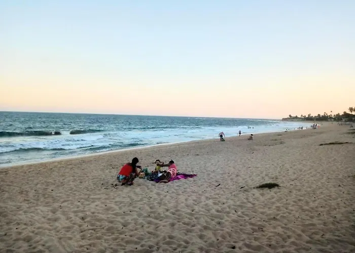 Makia Beach Experience Exclusive