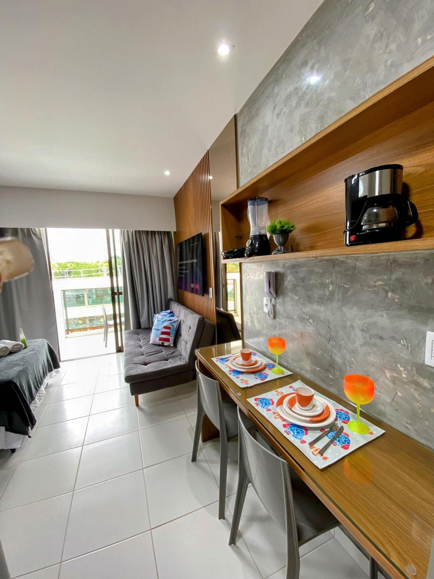 Makia Experience Exclusive